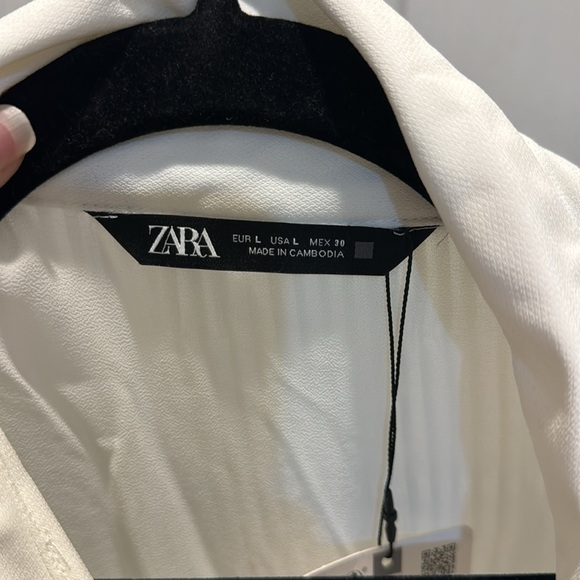 Zara cream pleated midi dress with brown belt - Picture 7 of 9